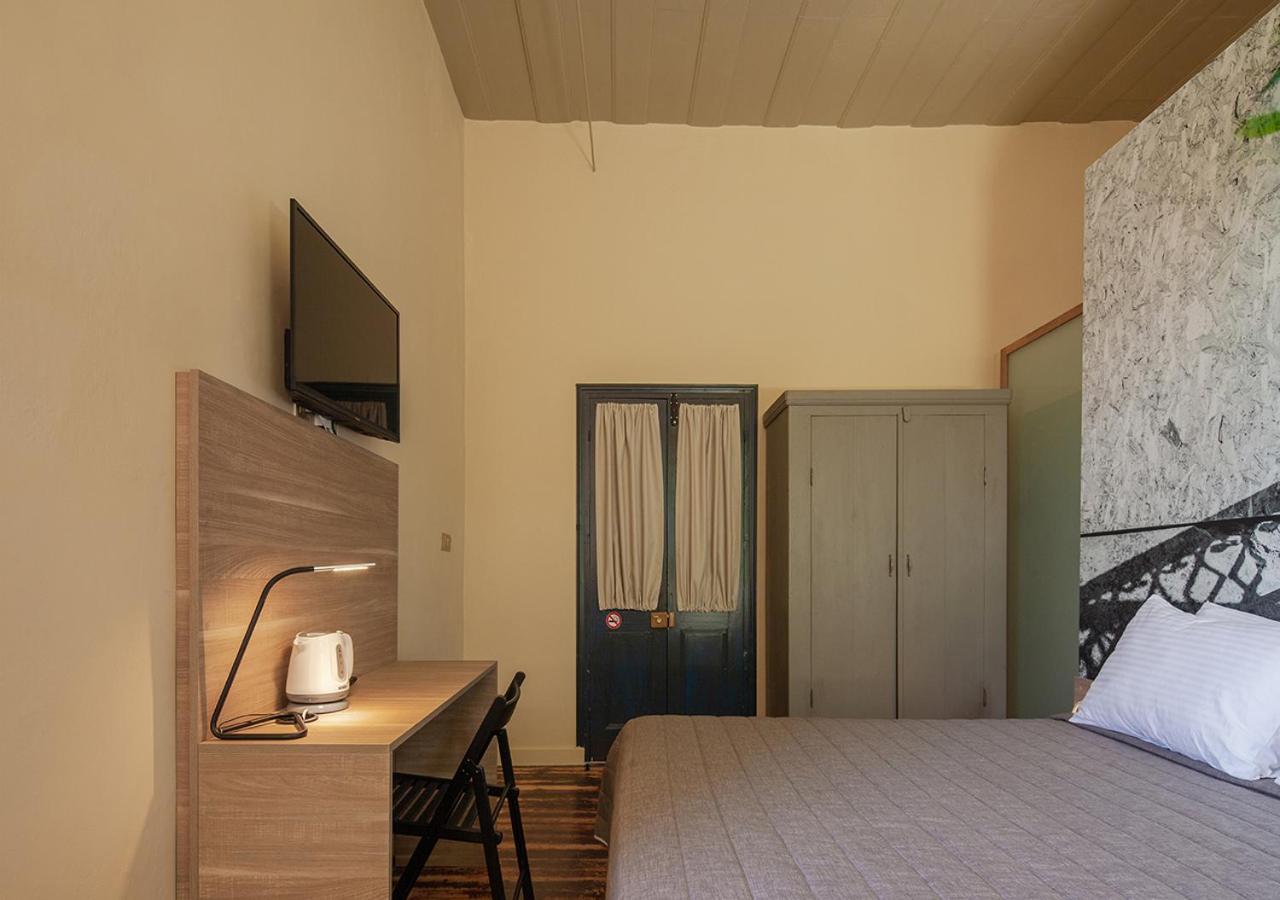 Casa Mespilea Hotel Пафос Стая снимка